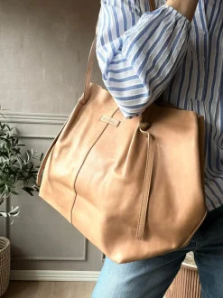 VIAMAJA Shoppere<Shopper XL i blød skindkvalitet - Sand