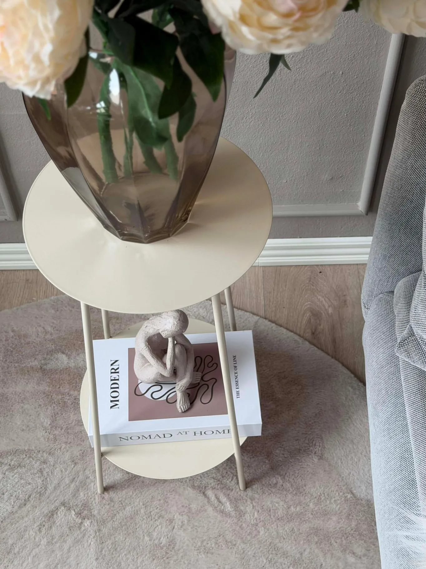 VIAMAJA Borde<Sidebord med hylde - Hvid