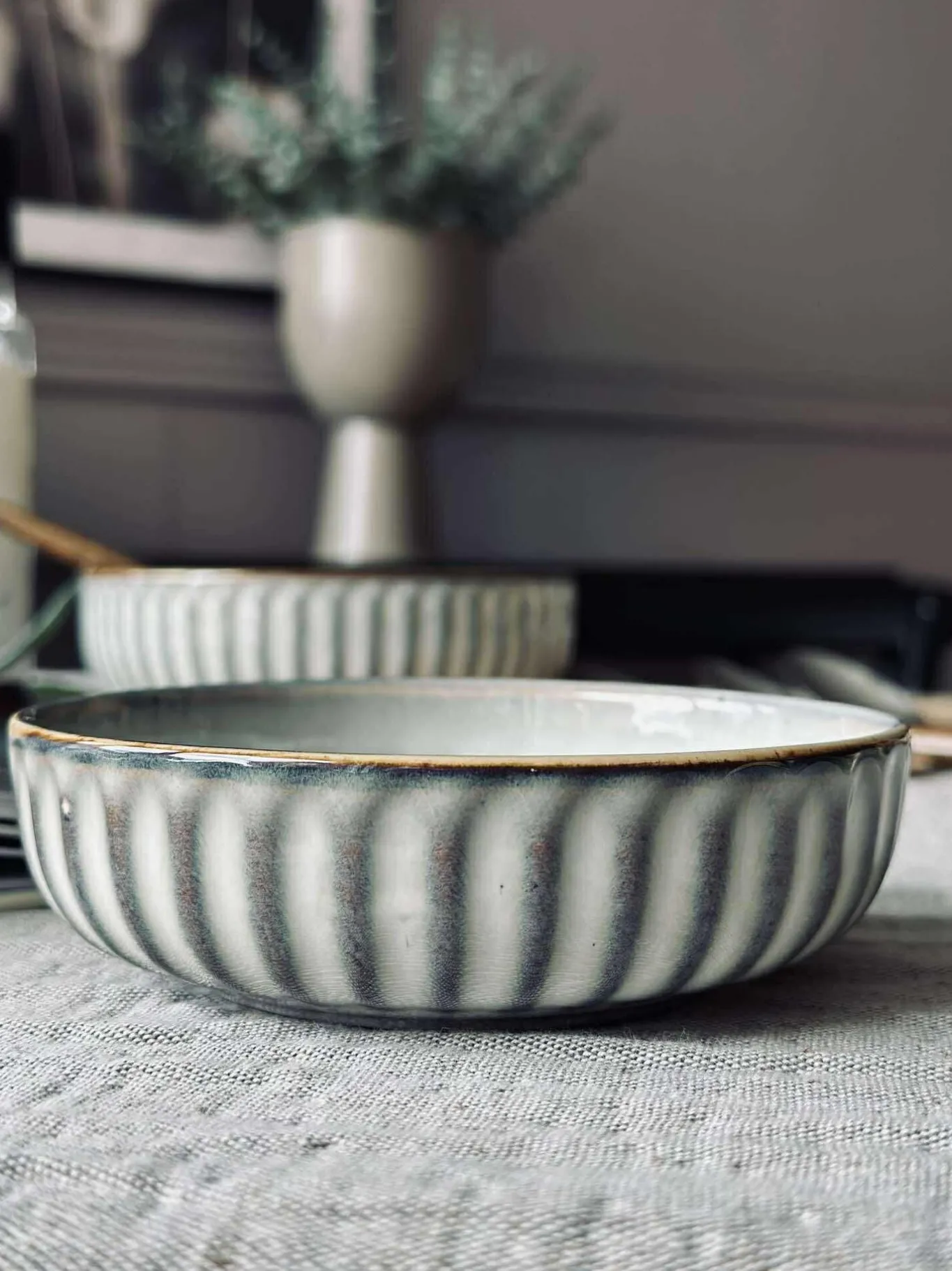 VIAMAJA Porcelæn Og Stentøj|Skåle Og Tallerkener<Skål VIGA strib stentøj - Grå