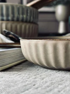 VIAMAJA Porcelæn Og Stentøj|Skåle Og Tallerkener<Skål VIGA strib stentøj - Mat brun 12cm