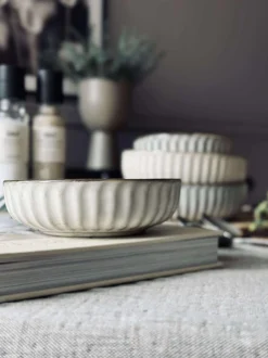 VIAMAJA Porcelæn Og Stentøj|Skåle Og Tallerkener<Skål VIGA strib stentøj - Sand flere størrelser