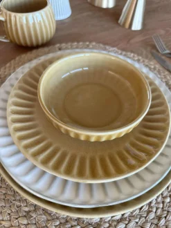 VIAMAJA Porcelæn Og Stentøj|Skåle Og Tallerkener<Skål VIGA strib stentøj - Sennep flere størrelser