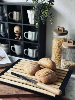 VIAMAJA Skærebrætter|Alt Til Tapas<Skærebræt med krumme riste