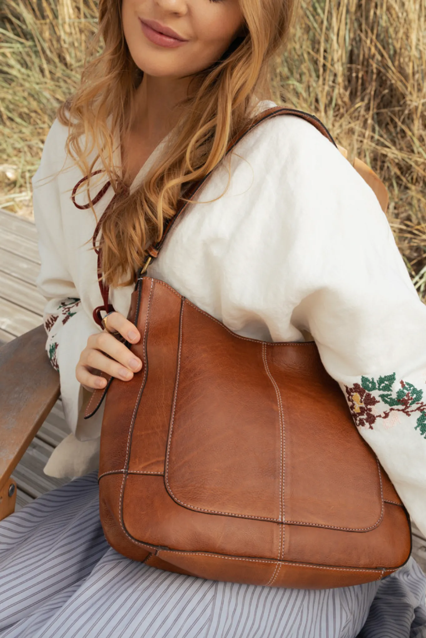 VIAMAJA Læder Tasker|Skuldertasker<Skuldertaske Neri Small - Walnut