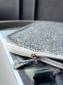 VIAMAJA Computertasker|Skuldertasker<Sleeve til ipad / laptop - Blomster