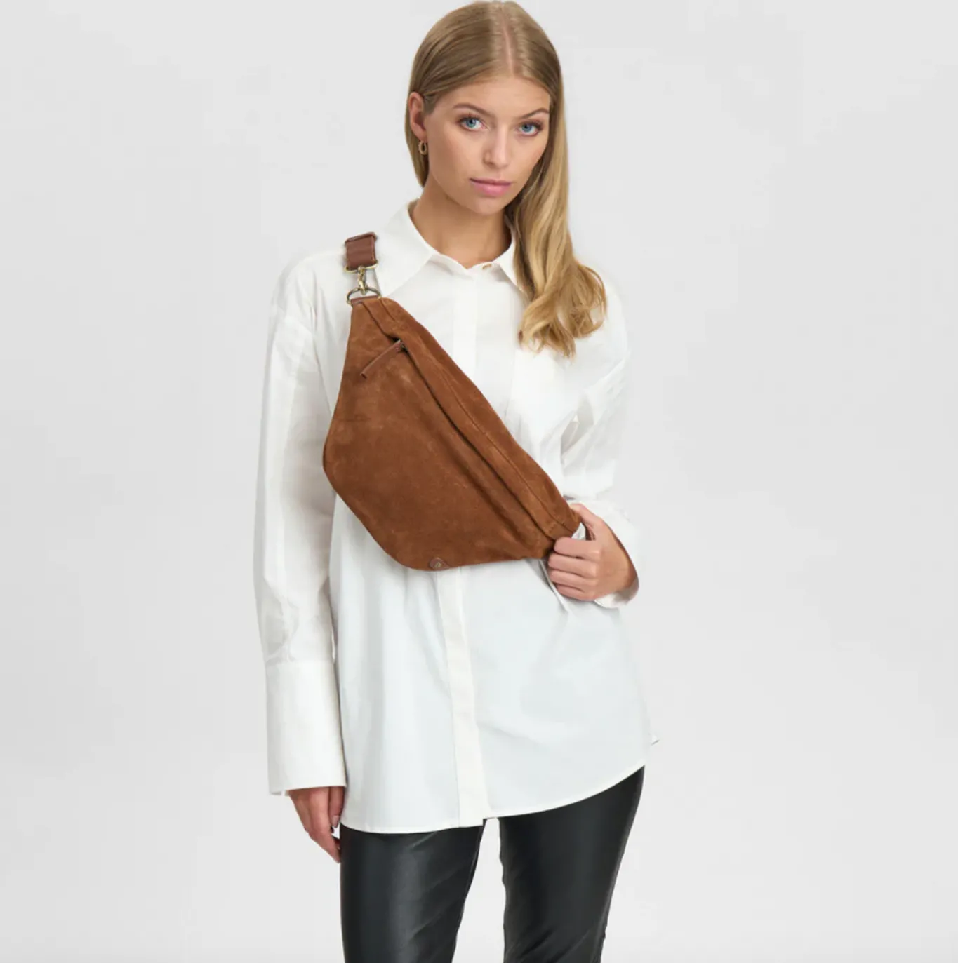 VIAMAJA Bæltetasker|Læder Tasker<Smuk ruskindsbumbag - Cognac