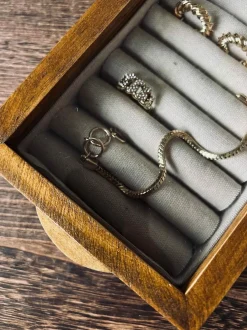 VIAMAJA Smykkeopbevaring<Smykkebox i træ