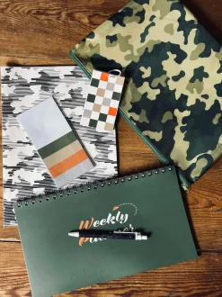VIAMAJA Kontorartikler<Sæt med notesbøger og taske - Army