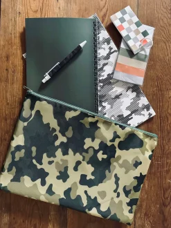 VIAMAJA Kontorartikler<Sæt med notesbøger og taske - Army