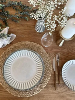 VIAMAJA Porcelæn Og Stentøj|Skåle Og Tallerkener<Tallerken VIGA Grå - Flere størrelser