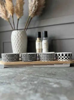 VIAMAJA Porcelæn Og Stentøj|Skåle Og Tallerkener<Tapas bakke - Firkantet - m. 4 skåle