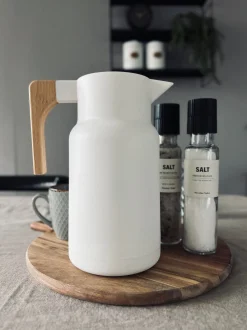 VIAMAJA Kaffe Og Te Tilbehør|Restparti<Termokande - Hvid med træhåndtag