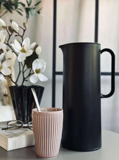 VIAMAJA Kander Og Karafler|Kaffe Og Te Tilbehør<Termokande med trykknap funktion - 1 liter
