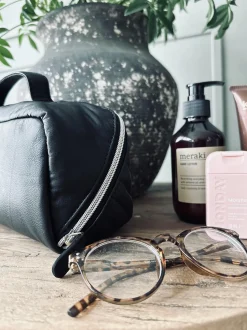 VIAMAJA Toilettasker<Toilettaske - Black leather