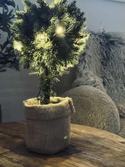 VIAMAJA Lys Og Led|Jul<Træ med Lyskæde - 36cm.