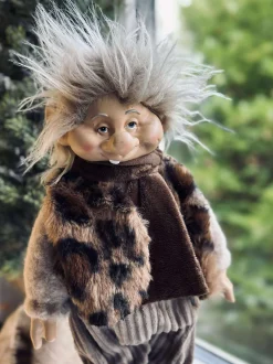 VIAMAJA Jul<Troldemor og troldefar