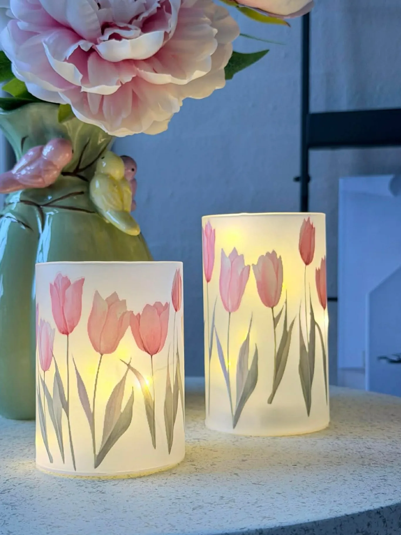 VIAMAJA Lysestager|Led Designlys<Tulipan stager med led lys - 2stk.