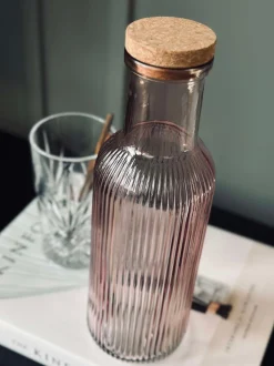 VIAMAJA Kander Og Karafler<Vandflaske med korkprop – Rose 1 ltr.