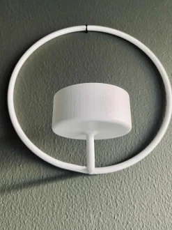 VIAMAJA Lysestager<Cirkel bloklysstage – Hvid Ø 30cm