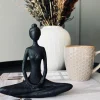 VIAMAJA Interiør|Pynte Genstande<YOGA - Small black Lady